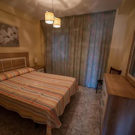 De 2 Con Terraza Solo Familias Апартаменты